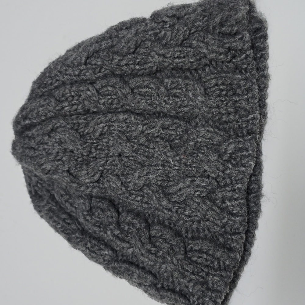 New York & Company Gray Cable Knit Beanie